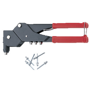 Pince à rivets orientable