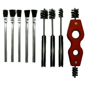 Brosses et pinceaux pour tubes